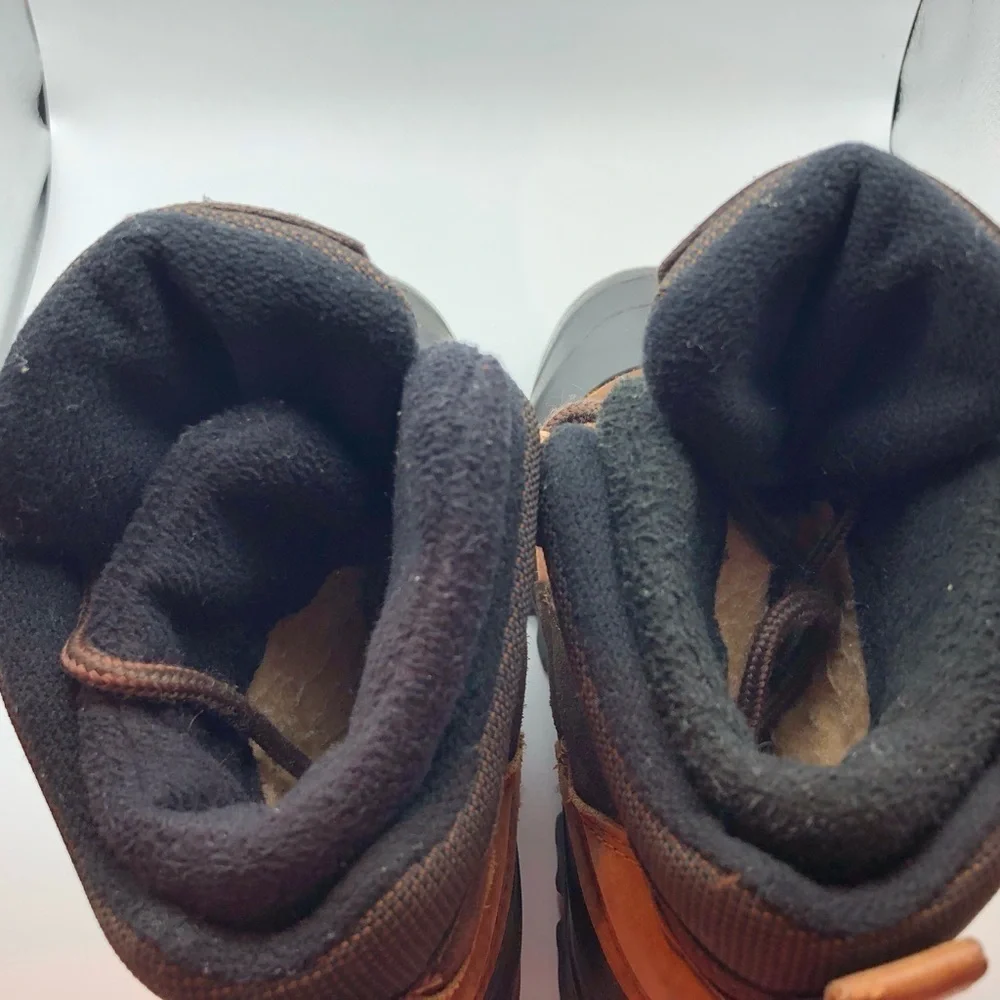 Kamik womens brown snow boots size 6